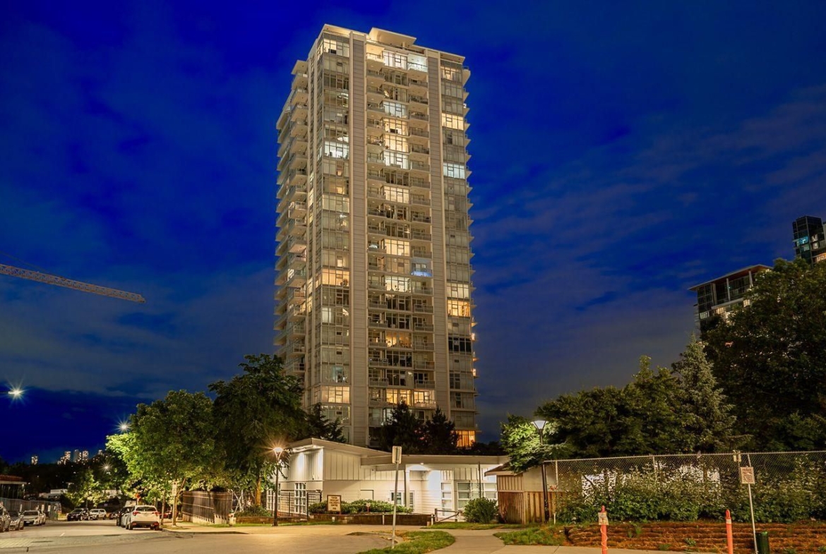 2289 YUKON CRESCENT, Burnaby BC V5C 0B2