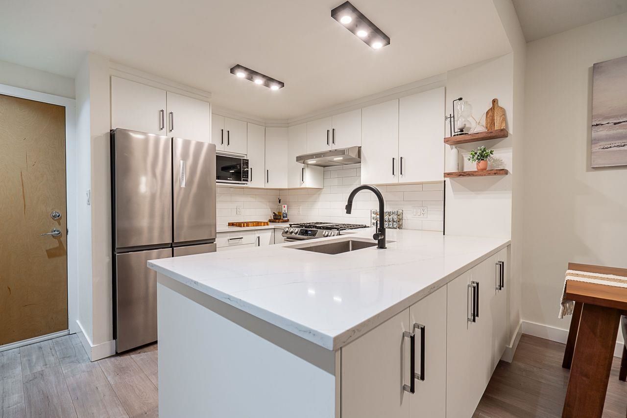 2289 YUKON CRESCENT, Burnaby BC V5C 0B2