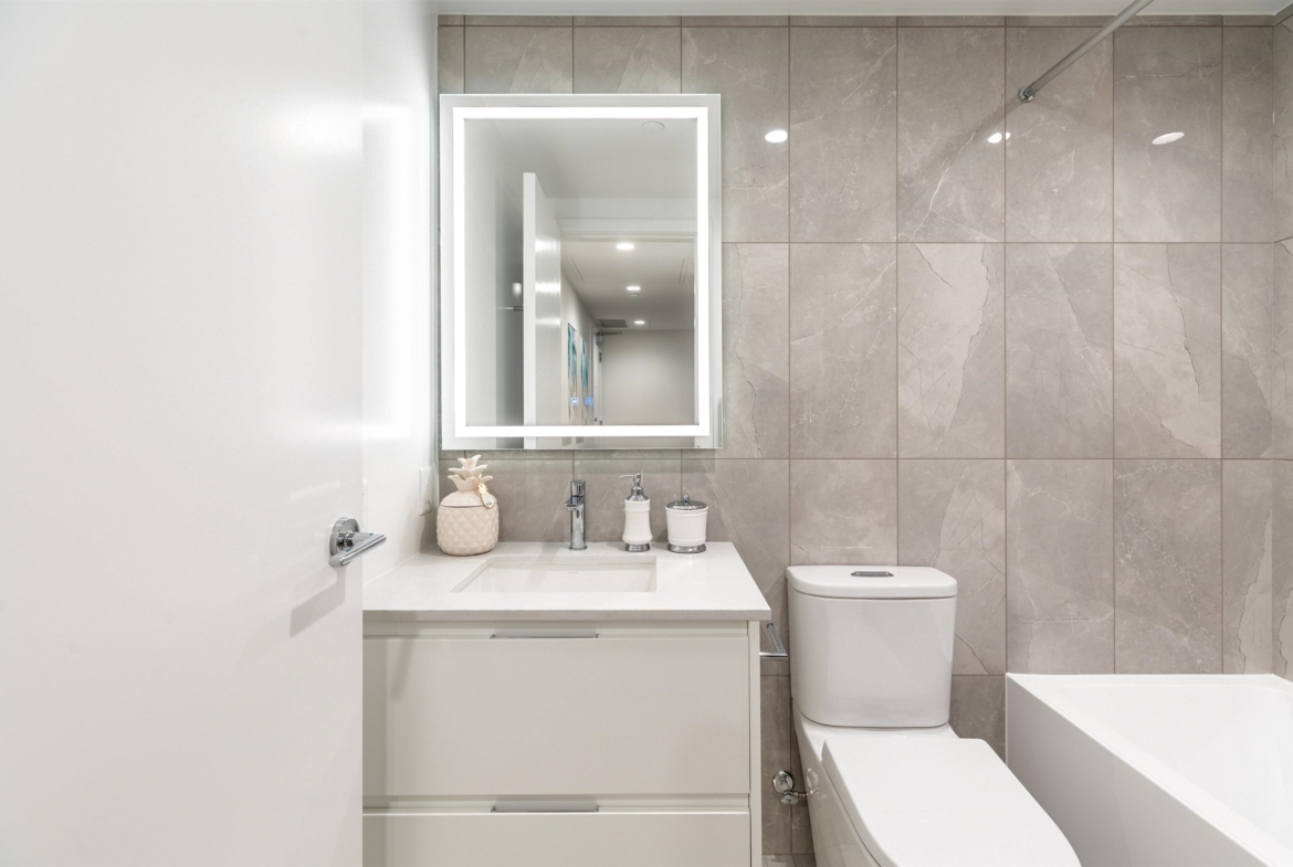 5685 HALLEY AVENUE, Burnaby BC V5H 0L9