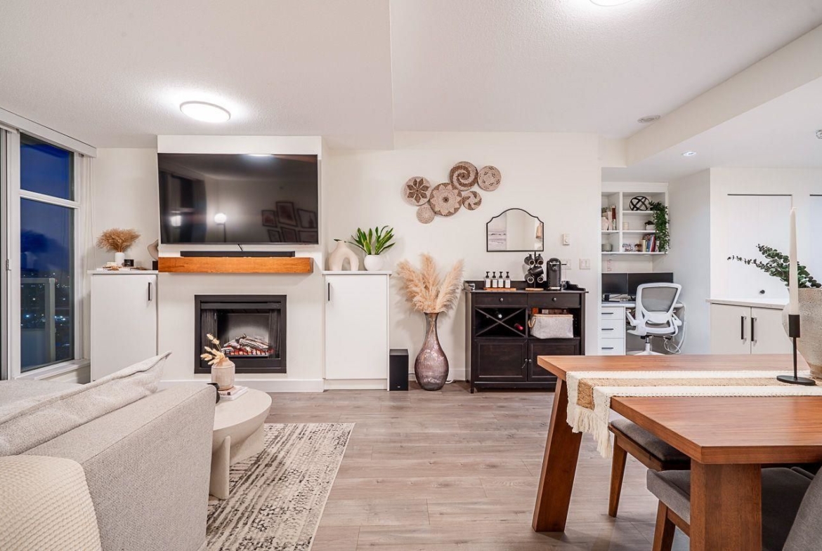 2289 YUKON CRESCENT, Burnaby BC V5C 0B2