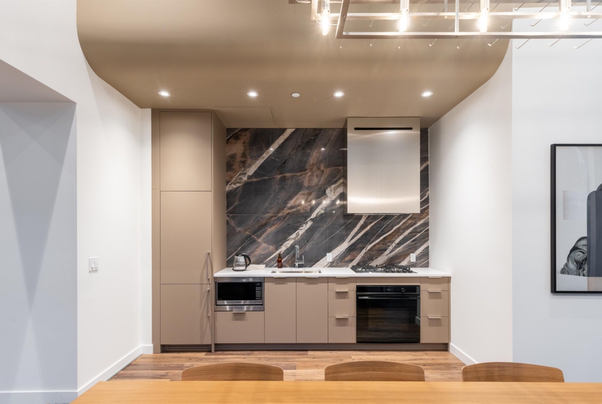5685 HALLEY AVENUE, Burnaby BC V5H 0L9