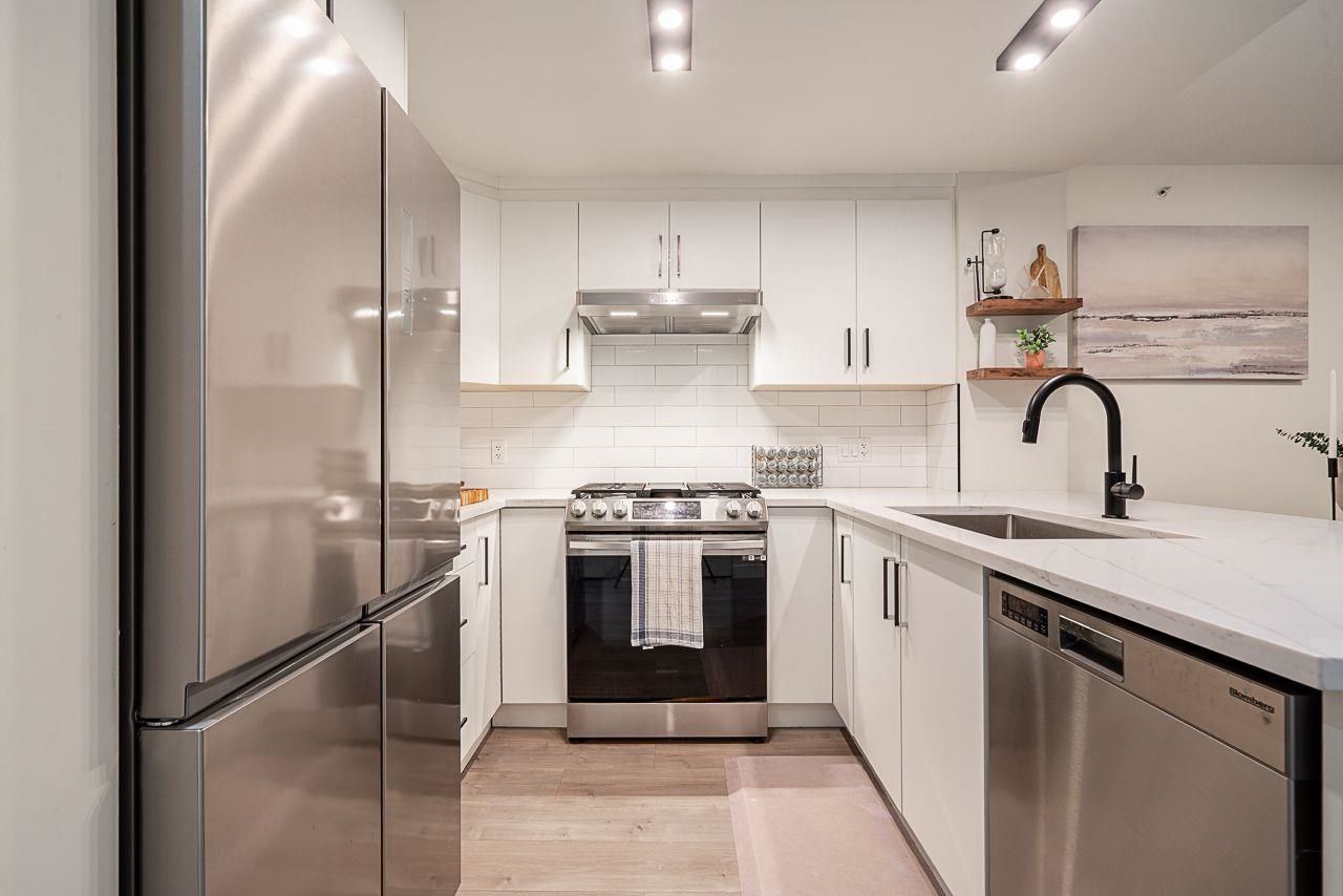 2289 YUKON CRESCENT, Burnaby BC V5C 0B2