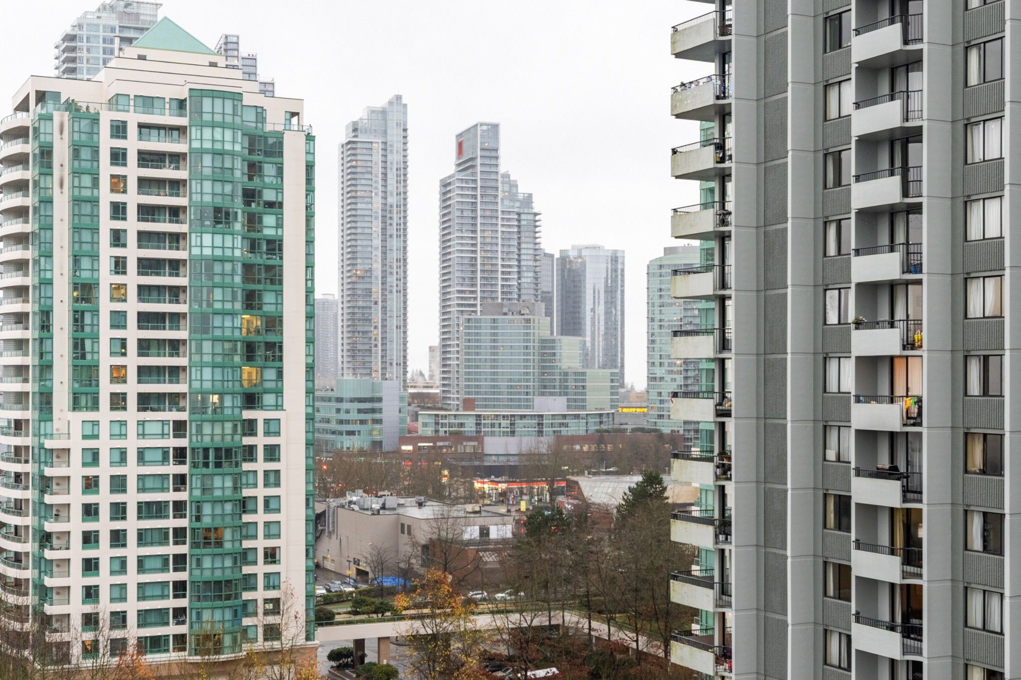 5685 HALLEY AVENUE, Burnaby BC V5H 0L9