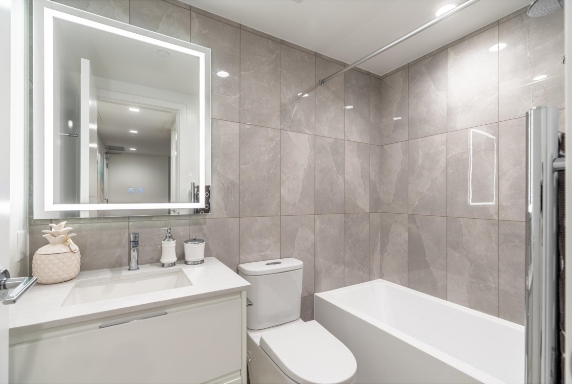 5685 HALLEY AVENUE, Burnaby BC V5H 0L9