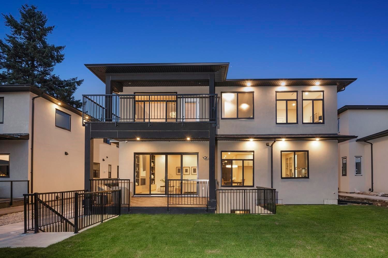 172A STREET, Surrey BC V4N 4H6