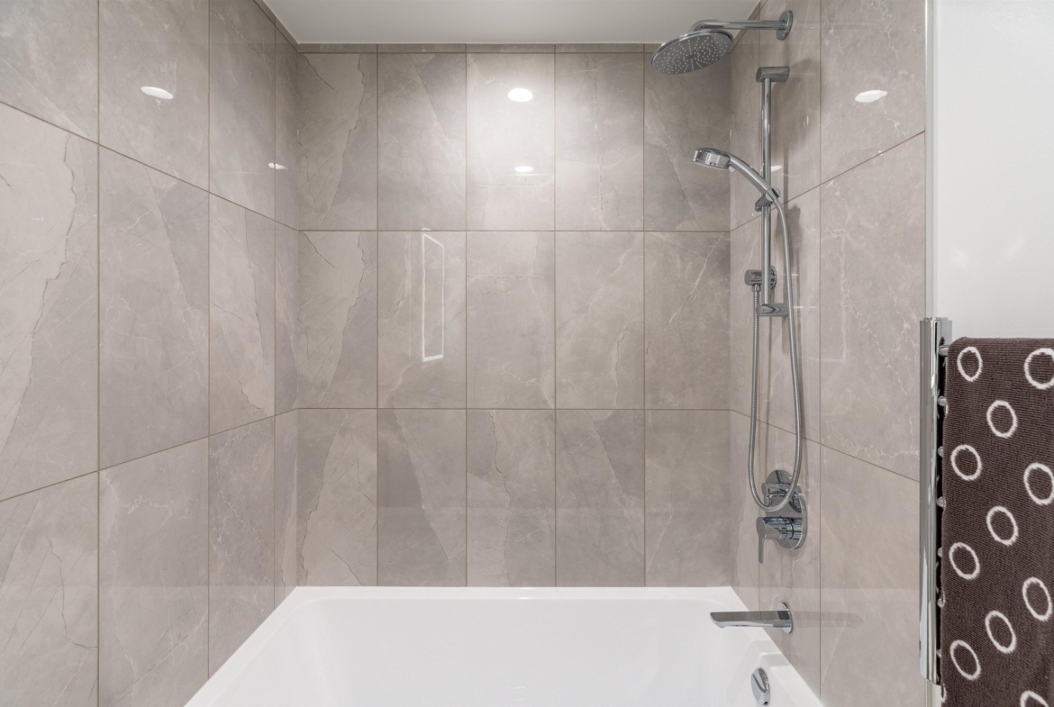 5685 HALLEY AVENUE, Burnaby BC V5H 0L9