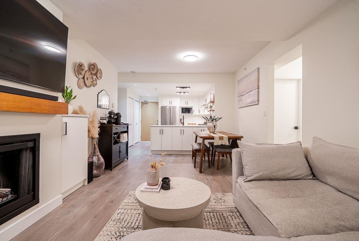 2289 YUKON CRESCENT, Burnaby BC V5C 0B2