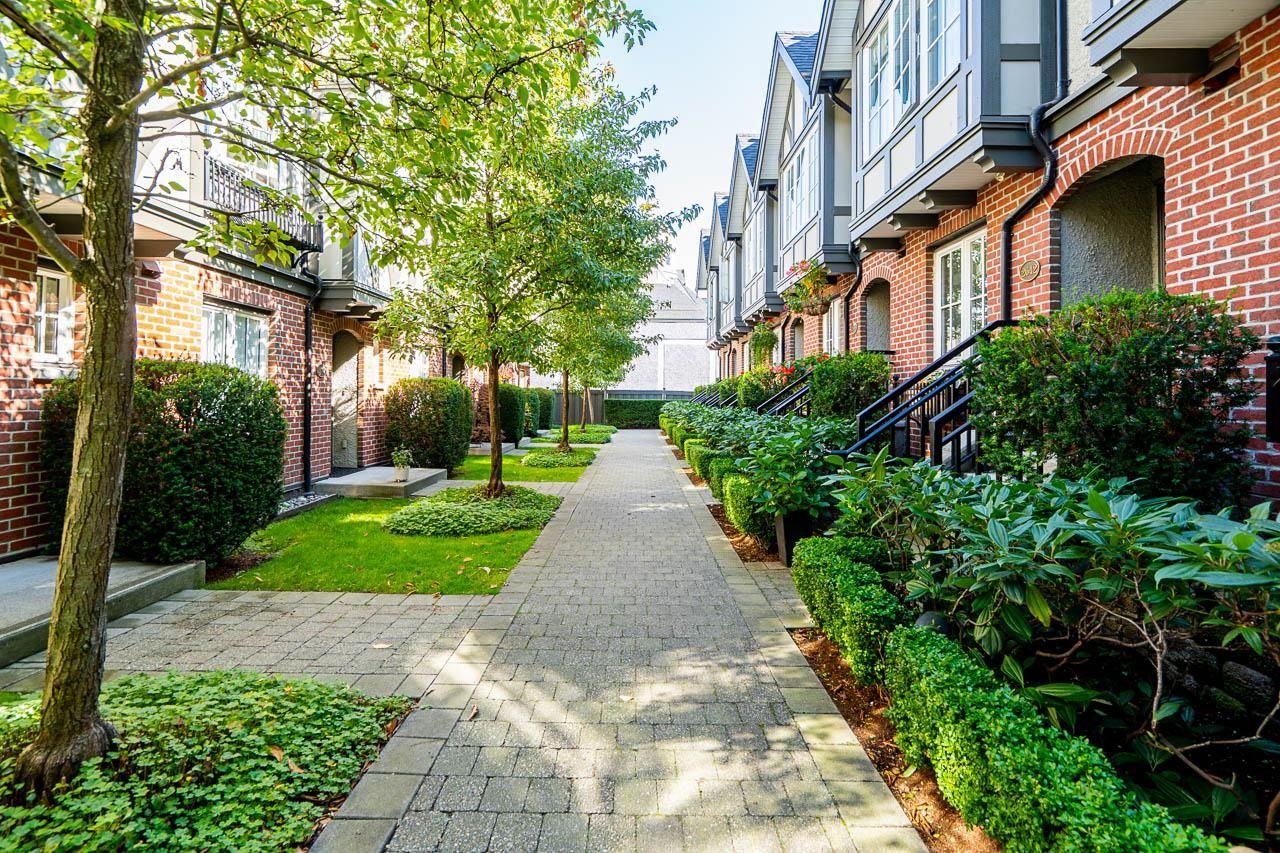 Quebec Street