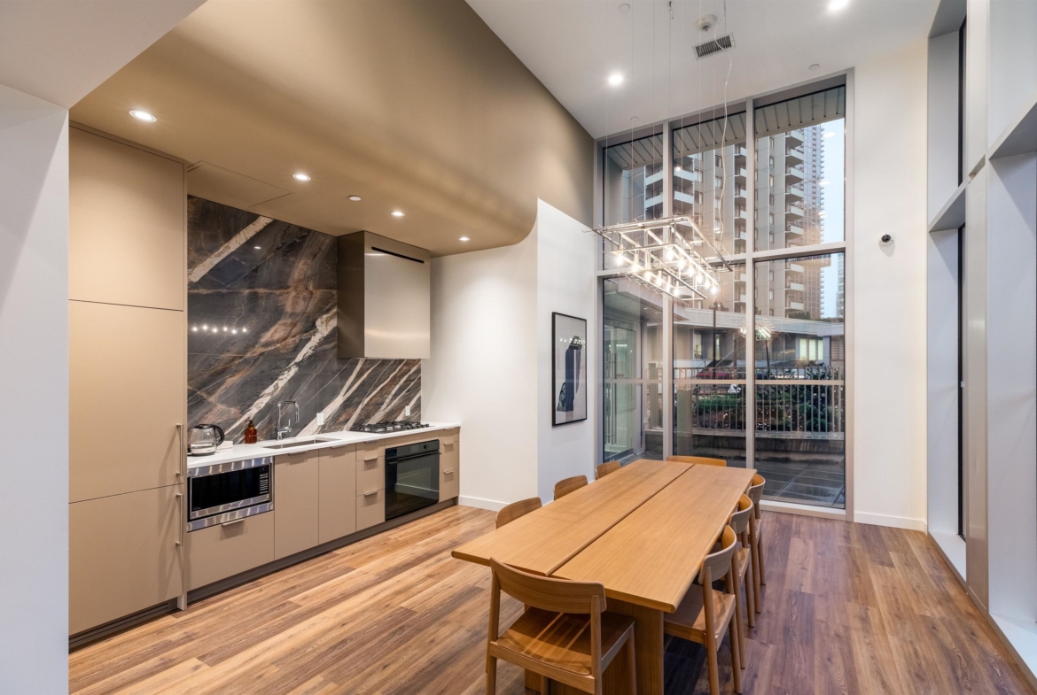 5685 HALLEY AVENUE, Burnaby BC V5H 0L9